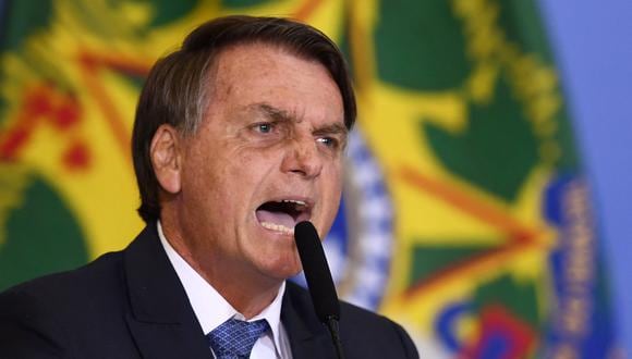 El presidente brasileño, Jair Bolsonaro, pronuncia un discurso durante una reunión denominada "Brasil por la vida y la familia" y promovida por un movimiento antiaborto, en el Palacio del Planalto en Brasilia, el 7 de junio de 2022. (Foto: EVARISTO SA / AFP)