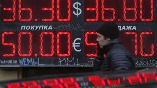 Rusia mantiene cerrada la Bolsa de Moscú por tercer día debido al temor del desplome de su economía