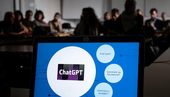 Apoyan el contenido de la misiva más de 500 trabajadores de un total de 770 de la plantilla de OpenAI, cuyo chatbot ChatGPT ha liderado el rápido ascenso de la tecnología de la IA. (Foto: AFP)