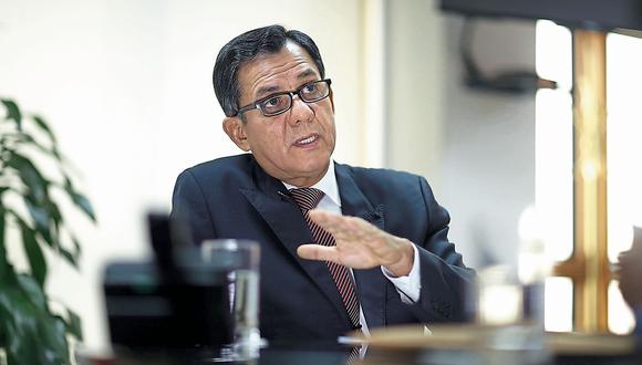 El ministro Mauro Medina es general en retiro de la PNP. Durante el gobierno de Ollanta Humala, además, fue viceministro de Orden Interno. (Foto: Nancy Chappell/ El Comercio)