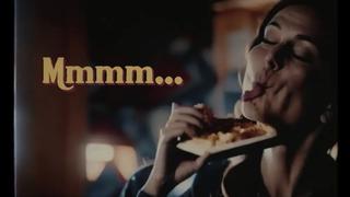 El curioso spot publicitario para una pizzería falsa generado por IA | VIDEO