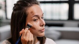 Cómo simplificar tu rutina diaria de maquillaje para ahorrar tiempo