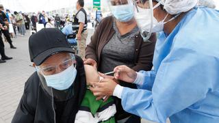 Más de 4 mil adultos mayores serán vacunados hasta el domingo en San Borja