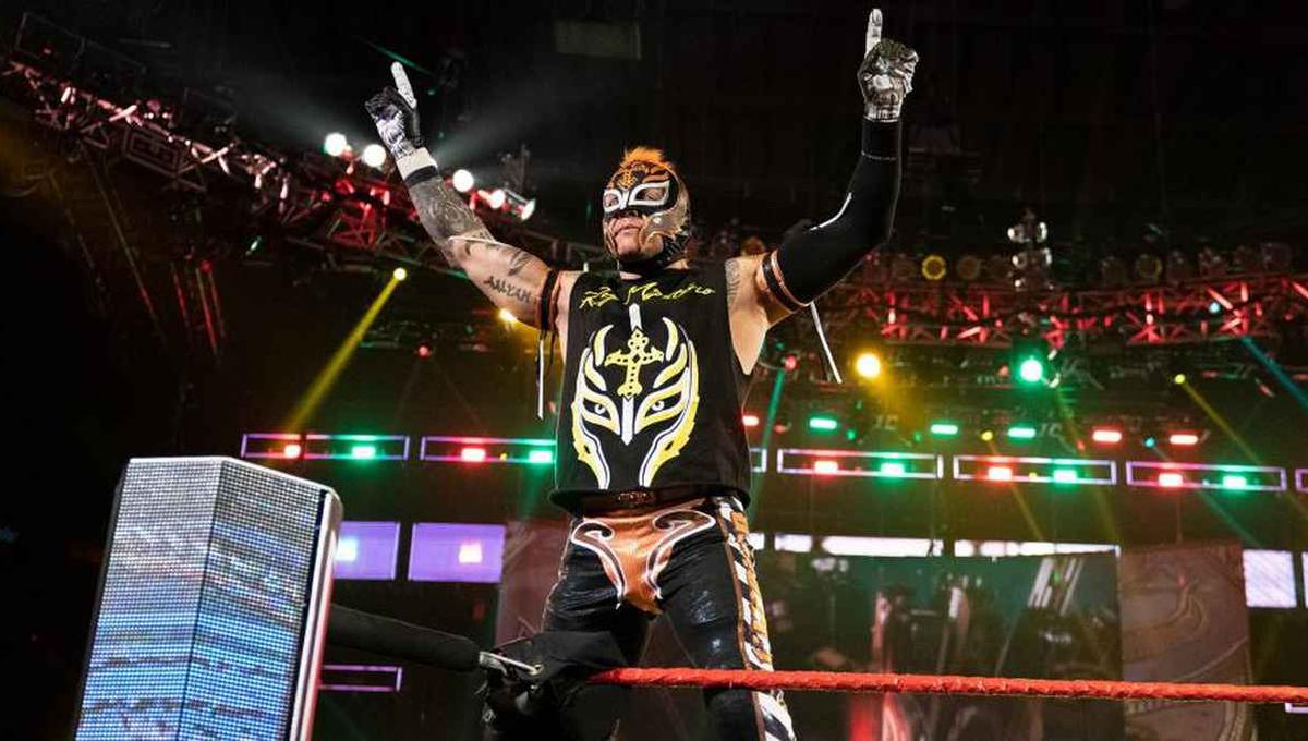 Rey Mysterio y Dana Brooke están en cuarentena como medida de precaución ante la expansión del coronavirus. (Foto: WWE)