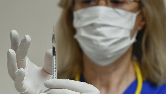 Las vacunas suelen durar años en ser desarrolladas. (Foto: NIKOLAY DOYCHINOV / AFP)