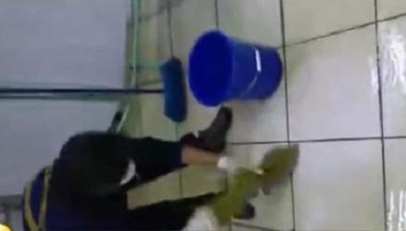 Llovizna en Lima: agua se filtró por techo de hospital Loayza