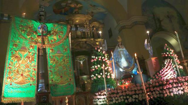 La imagen de la Santísima Cruz de Motupe llegó esta tarde a Trujillo, La Libertad, para ser mostrada en la misa que oficiará el papa Francisco en la explanada del balneario de Huanchaco (Foto: Johnny Aurazo)
