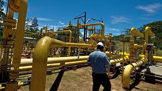 SNMPE: vaivenes del Gobierno sobre ley de hidrocarburos agravarán crisis del sector