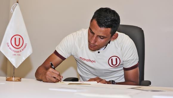 Alex Valera firmó con Universitario por las próximas tres temporadas. (Foto: Universitario)