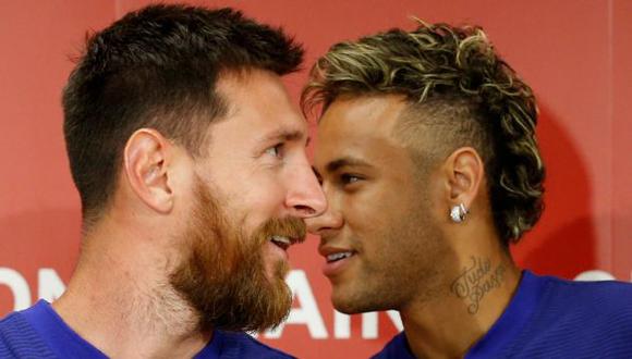 Neymar y Messi en 2017. (Foto: Reuters)