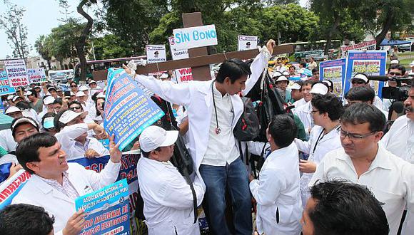 Anuncian huelga médica de 72 horas del 8 al 10 de noviembre