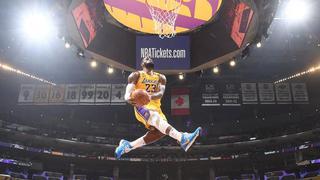 LeBron James imitó la volcada de Kobe Bryant en el mismo aro 19 años después [VIDEO]