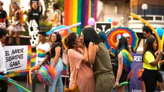 “Encintados”, la comedia peruana que visibiliza a las familias homoparentales