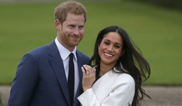 Los duques de Sussex encendieron las redes sociales y le causaron una “decepción” al Palacio de Buckingham al anunciar que dejarán sus funciones como miembros de alto rango de la familia real británica (Foto: AFP)