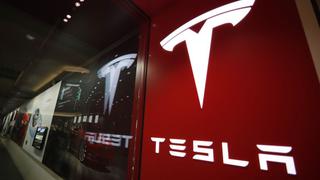 Empleada demanda a Tesla por acoso sexual “desenfrenado” en fábrica de California 