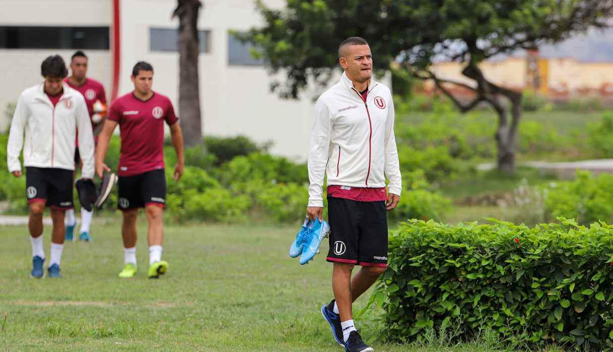 Donald Millán buscará ganarse un lugar dentro del once de Gregorio Pérez. (Foto: Facebook de Universitario de Deportes)