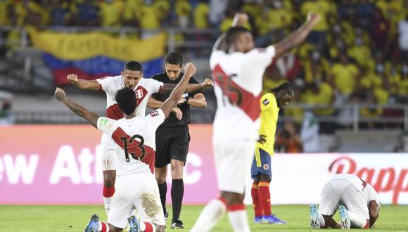 La selección peruana derrotó a Colombia y subió al cuarto puesto de Eliminatorias. (Foto: AFP)