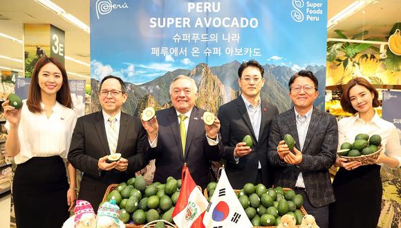 Para la cadena de supermercados Emart resulta más atractiva la palta de Perú frente a otros productos de distintos países que se encuentran en Corea del Sur. (Foto: Promperú)