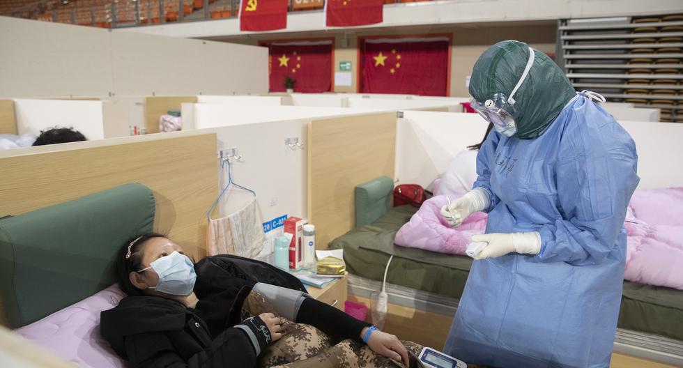 Los trabajadores de la salud constituyen el 3,8% de los casos, dijo el funcionario de China, citando cifras de unos días atrás. (Foto: EFE)