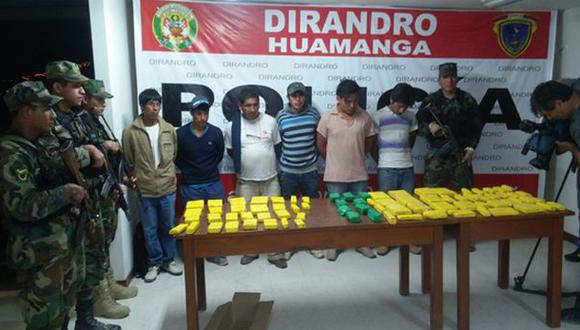 Ayacucho: policía halló 83 paquetes con droga en camioneta