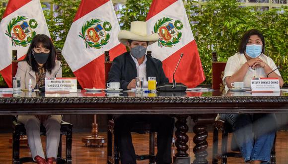 El jefe del Estado participó en un evento junto a la presidenta del Consejo de Ministros, Mirtha Vásquez, y la ministra de Trabajo y Promoción del Empleo, Betssy Chávez | Foto: Flickr Presidencia Perú