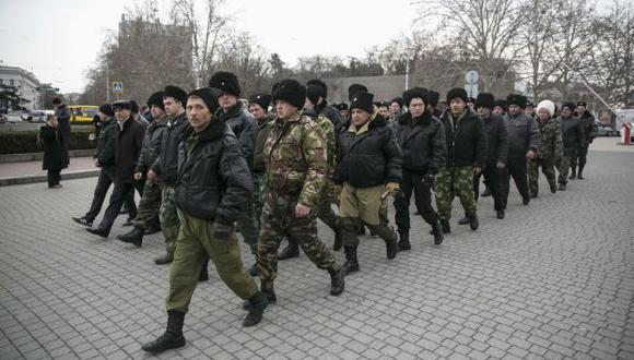 Rusia incrementa agresivamente sus fuerzas militares en Ucrania