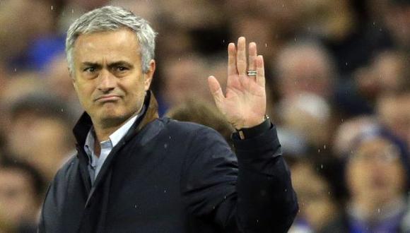 Chelsea admite mala relación entre Mourinho y jugadores