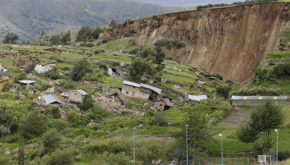 El deslizamiento en Cusco dejó 54 familias damnificadas.  (Foto: Anthony Niño de Guzmán/El Comercio)