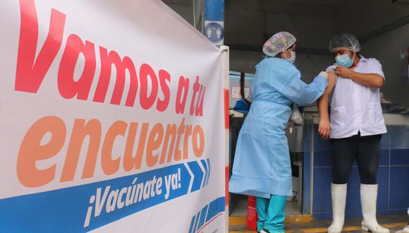 Hoy, 10 de setiembre arranco la campaña "Vamos a tu encuentro, ¡vacúnate ya!" en Piura, para vacunar contra el COVID-19 en mercados. (Foto: Minsa)