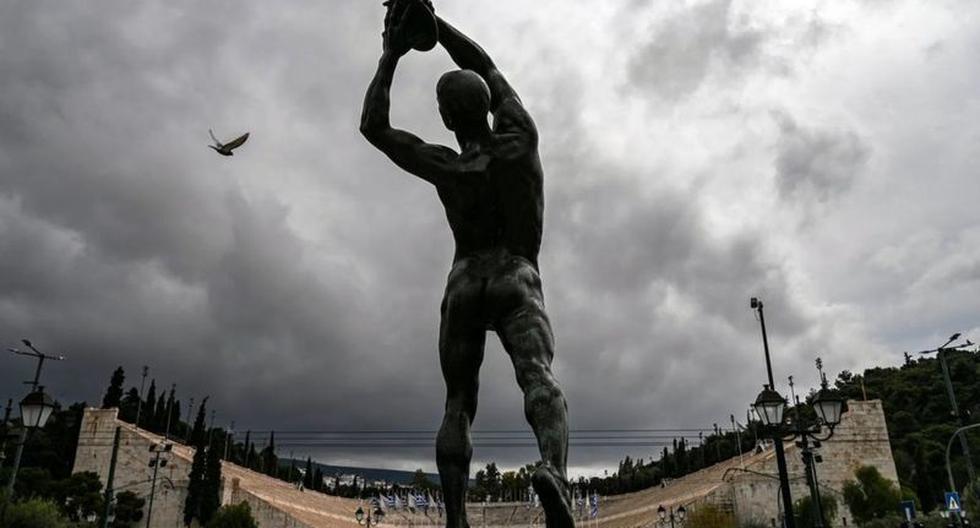 What if athletes were to participate naked in the Olympics again as they did in Ancient Greece
