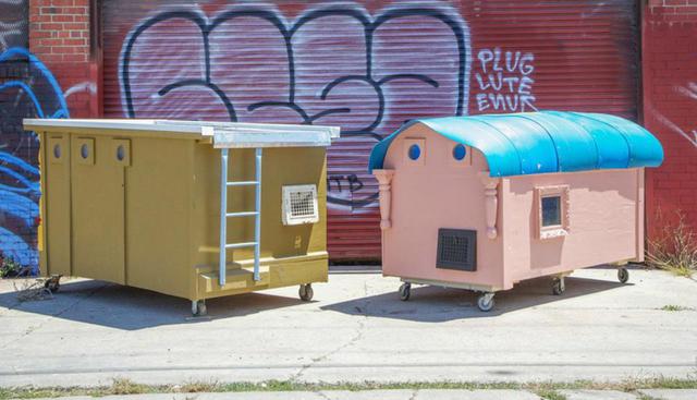 El artista Gregory Kloehn decidió recolectar materiales que pueda reutilizar para hacer algo bueno por los más necesitados: construir casas para los mendigos sin hogar. (Foto: Brian J. Reynolds / seenimages.com)