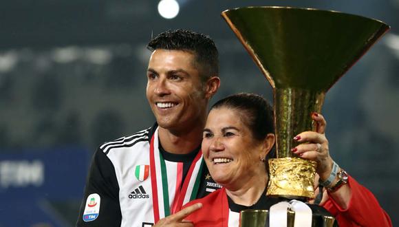 La madre de Cristiano Ronaldo recibió el alta médica y ya está con su familia en casa. (Foto: AFP)