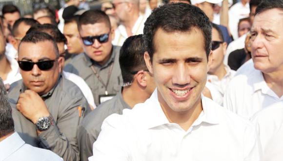 Crisis en Venezuela | Juan Guaidó anula calificación de traidores a militares que crucen la frontera. (Reuters)