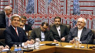 John Kerry se reunió con el canciller de Irán por programa nuclear