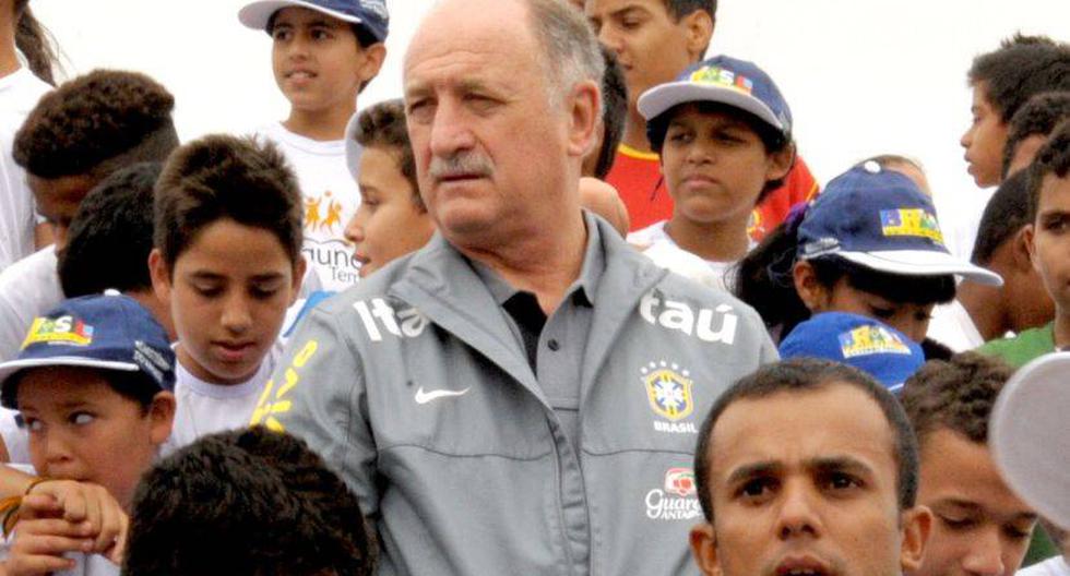 El futuro de Luiz Felipe Scolari es dudoso frente a la 'Scratch'. (Foto: Ministerio da Defensa/Flickr)