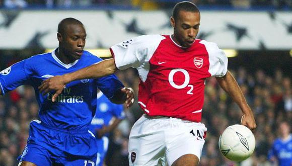 Arsenal recuerda la picardía de Henry ante el Chelsea [VIDEO]