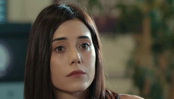 La estrella turca Cansu Dere interpreta a Asya Arslan en “Infiel”, la exitosa telenovela que llega a Telemundo (Foto: Medyapım)