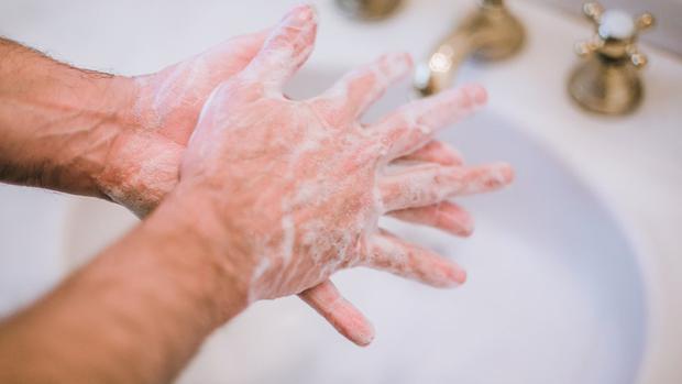 Hand washing prevents diseases.