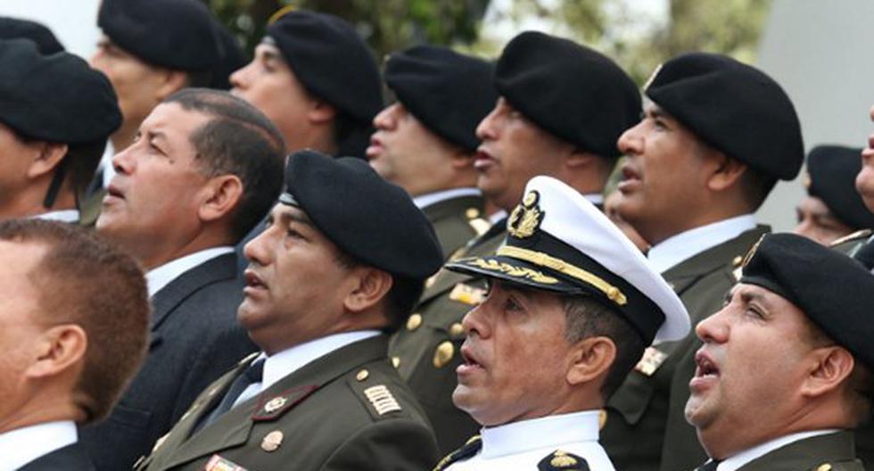Pedro Pablo Kuczynski impondrá este miércoles la condecoración Orden Militar de Ayacucho en el grado de Gran Cruz al estandarte de la operación militar Chavín de Huántar. (Foto: Andina)