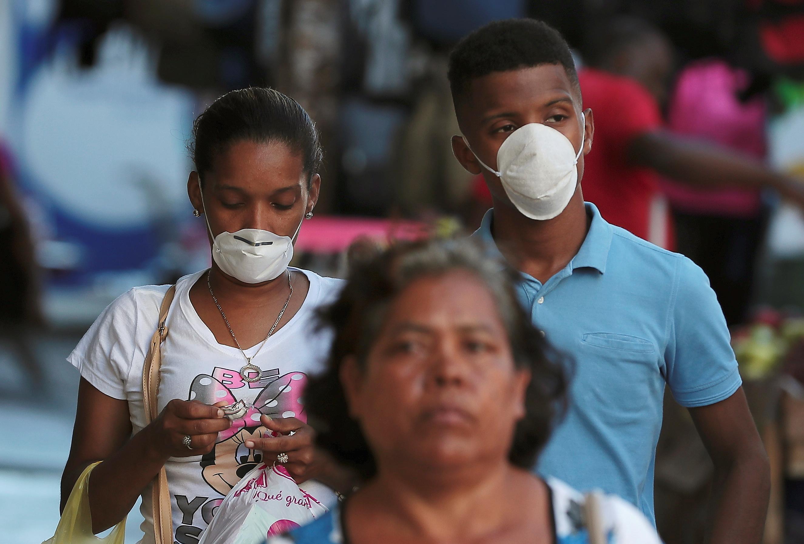 Encuentra en esta galería los permisos que han dado diversos países para que se reanude poco a poco la actividad laboral. (Foto: Reuters)