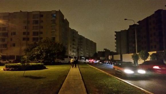 Apagón afectó a decenas de viviendas de Santiago de Surco