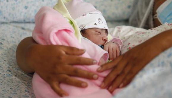Minsa informó del nacimiento de Ayla Shamtal, la primera bebe nacida en Navidad.  (Foto. Andina)