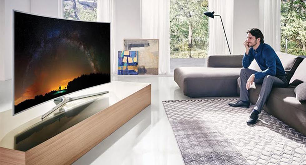 No hay duda de que la televisión es el aparato más importante dentro del hogar, por ese motivo, estas 4 razones te convencerán de elegir un smart TV de Samsung. (Foto: Samsung)