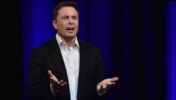 Reporte indica que Musk se quejó con CEOs de las empresas que quitaron su publicidad de Twitter.