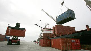 Exportaciones peruanas se desplomaron 21,7% en agosto