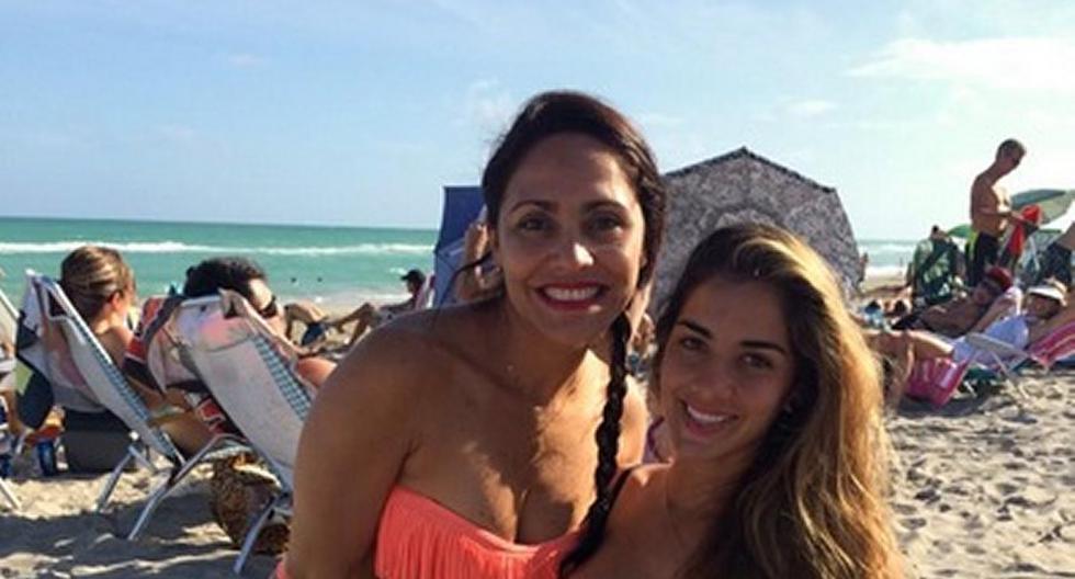 Korina Rivadeneira presentó a su bella madre en las redes sociales. (Foto: Twitter)