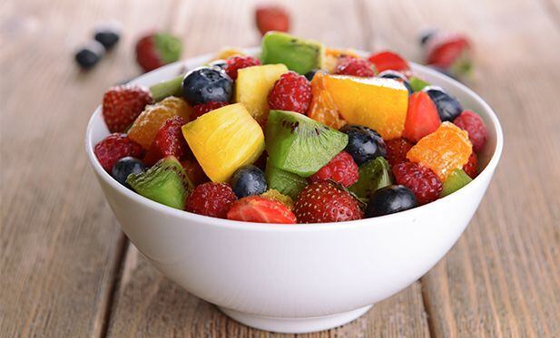 Las frutas contienen un alto valor de vitamina B9.