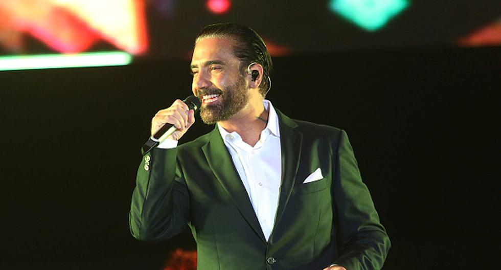 Alejandro Fernández casi vomita en concierto. (Foto: Getty Images)