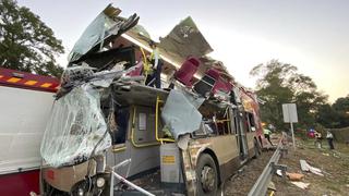 Al menos 6 muertos y más de 30 heridos tras accidente de autobús en Hong Kong | FOTOS