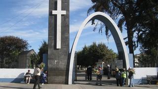 Arequipa: cementerios restringen aforo en sepelios a 15 familiares como máximo 
